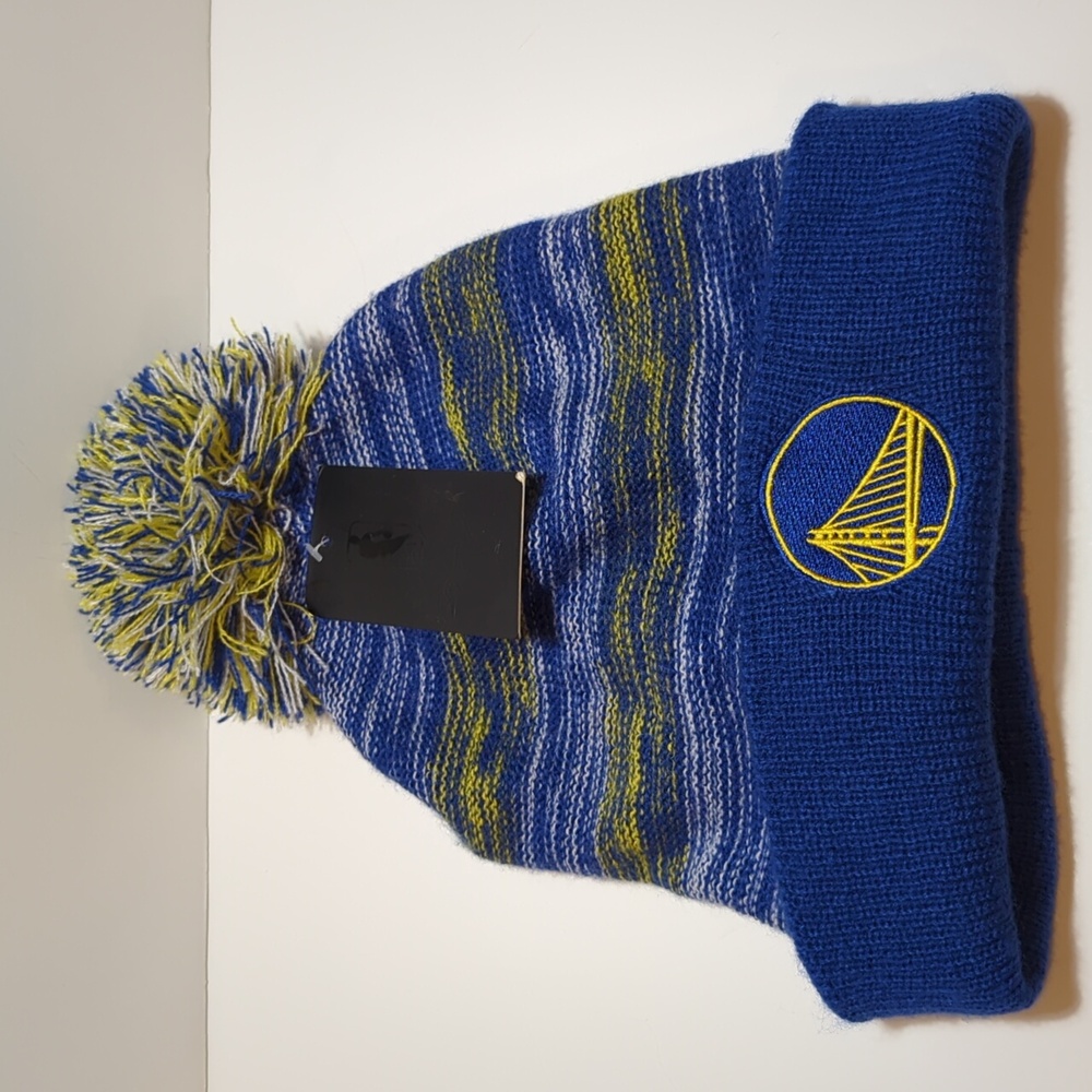 NBA Ultra Game Golden State Warriors stocking hat beanie pom pom OSFA unisex